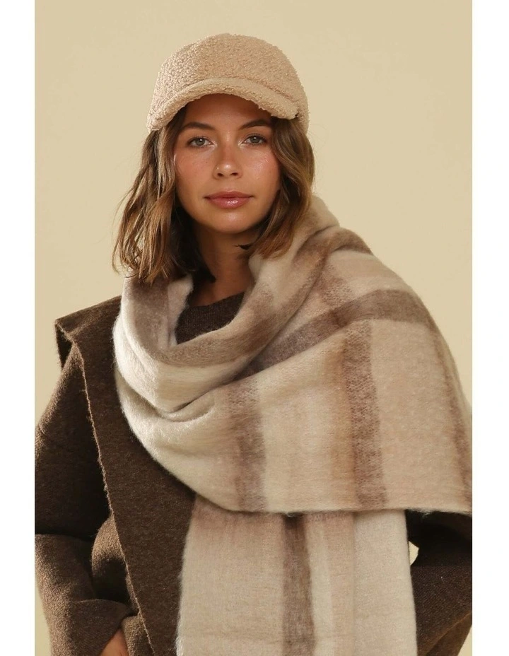 Amiee Teddy Cap in Beige image 3