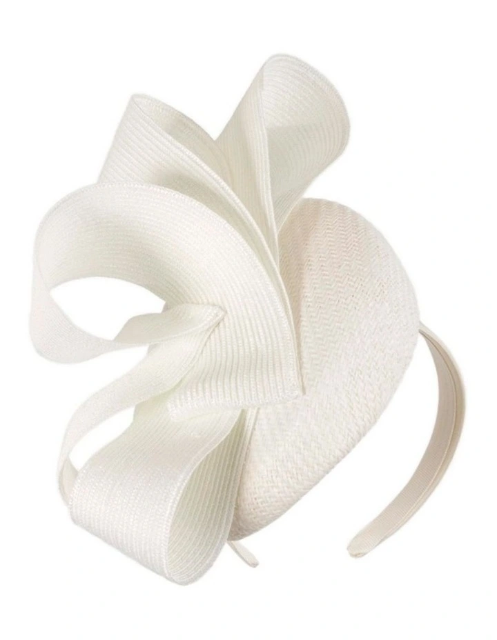 White pillbox fascinator by Fillies Collection S286 S286W image 1