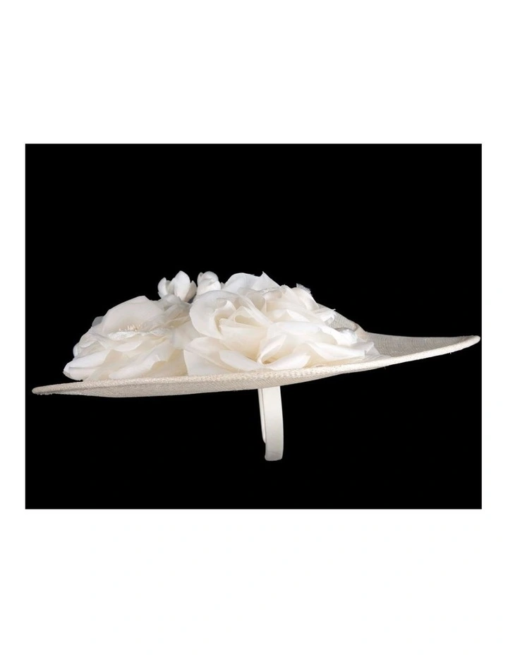 Max Alexander MA959C large cream sinamay fascinator with cream and white flowers image 4