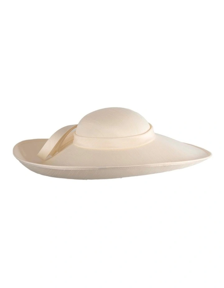 Max Alexander MA1008C cream wide-brim racing hat for women image 3