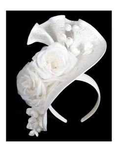 Fillies Collection cream and white racing fascinator S315WHT