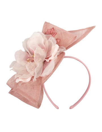 Pink colour