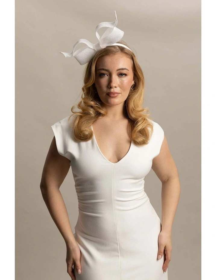 Sutton Fascinator in White image 4