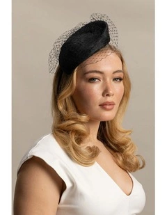 Willow Fascinator in Black