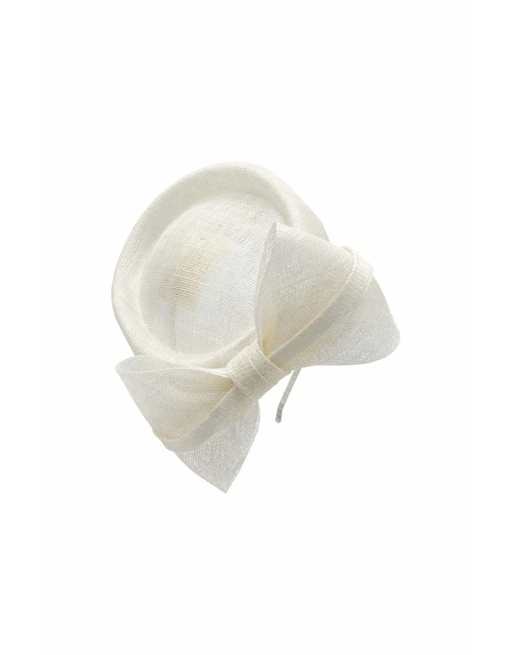 Juliet Fascinator in White image 5