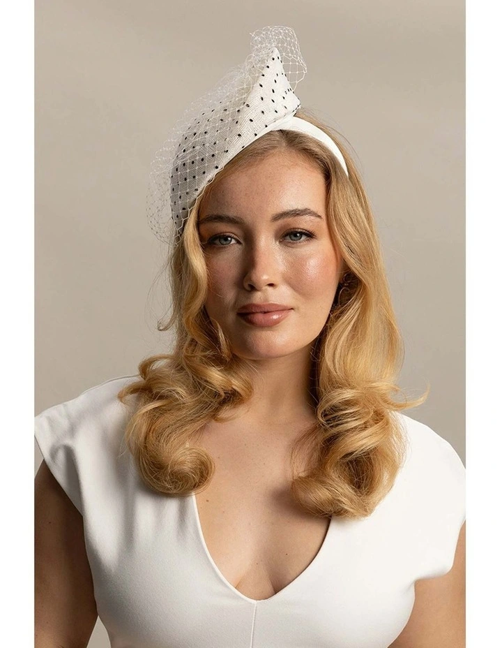 Willow Fascinator in Ivory White image 1