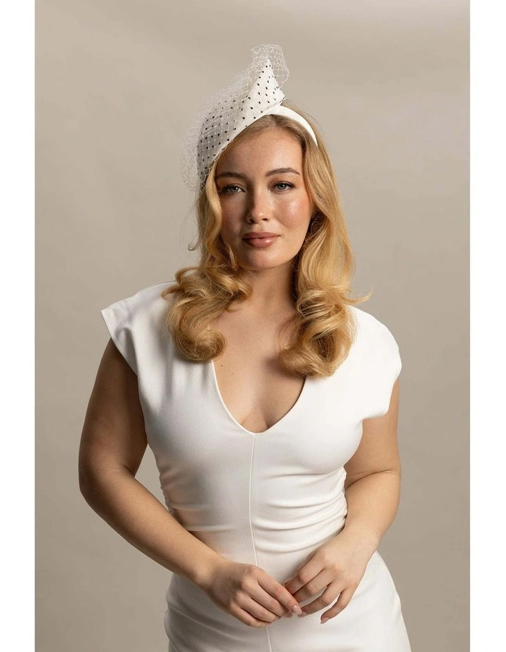 Willow Fascinator in Ivory White image 6