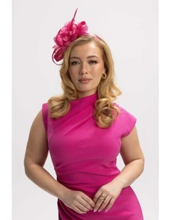 Wrenn Fascinator in Hot Pink
