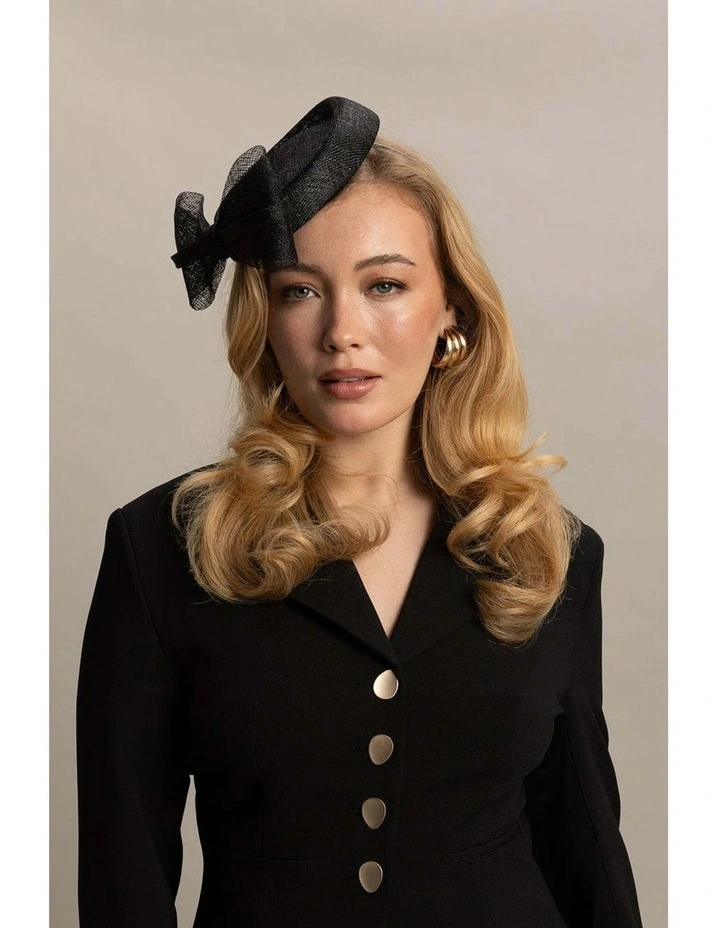 Juliet Fascinator in Black image 1