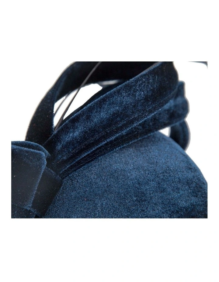 Navy velvet pillbox winter fascinator J441N image 4