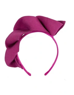 Twisted fuchsia felt winter racing fascinator by Max Alexander J438F