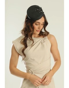 Zora Beret Fascinator in Black