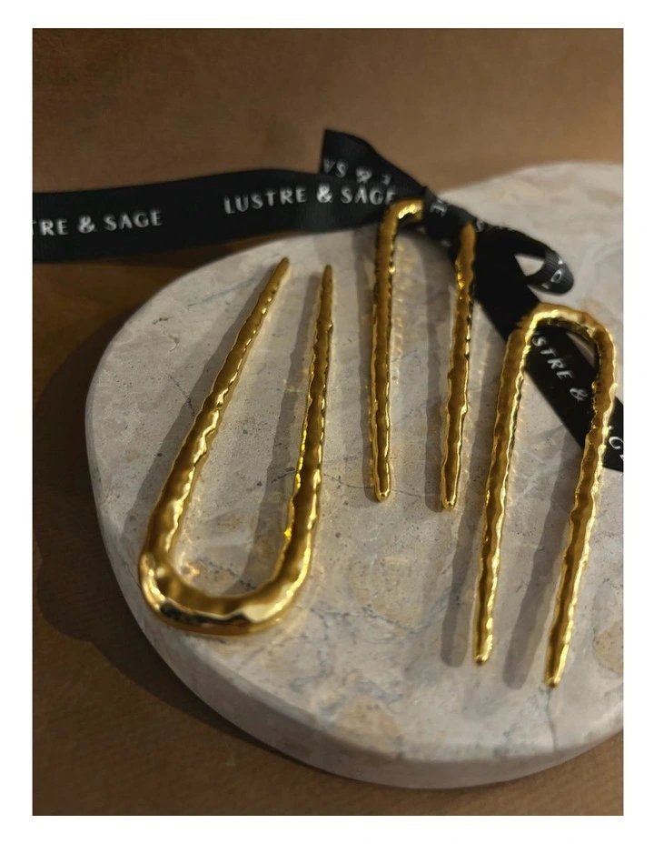 Louise Hammered Pin in Gold image 5