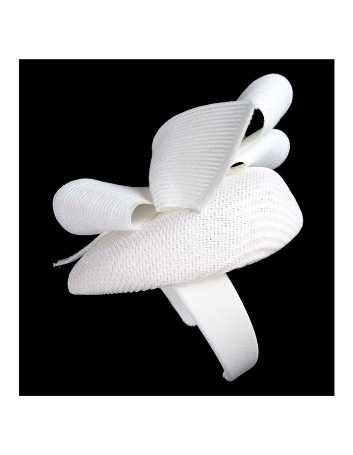White pillbox fascinator by Fillies Collection S324WHT image 3