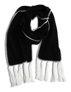 Mountain Side Scarf in Black