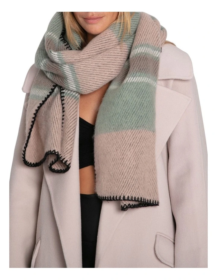 Wild Flower Scarf in Pink image 5
