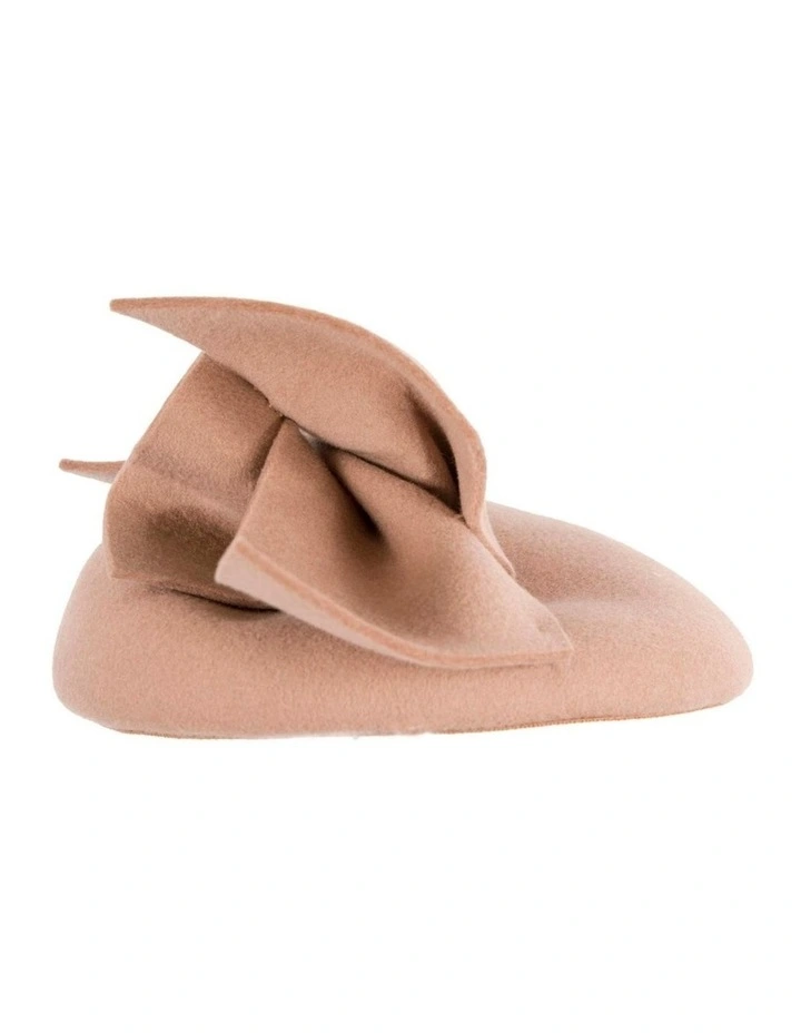 Beige felt winter racing pillbox fascinator J434BE image 3