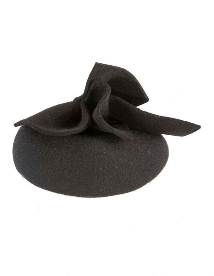 Black felt winter racing pillbox fascinator J434B image 5