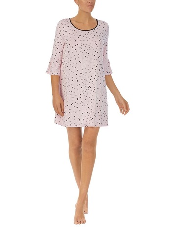 Dot Pink colour