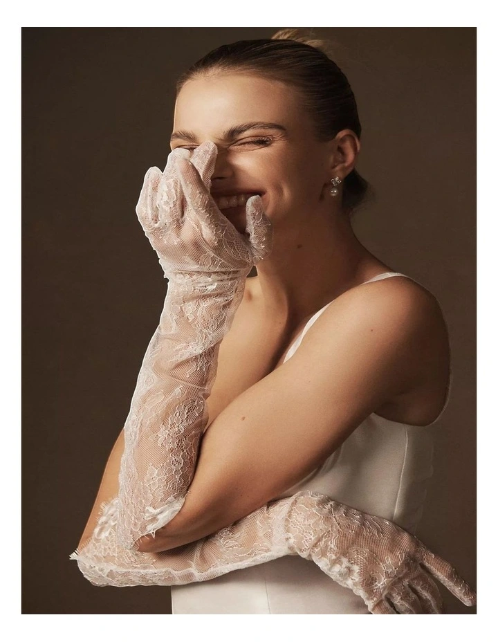 High Heel Jungle Chantilly Lace Opera Gloves image 4