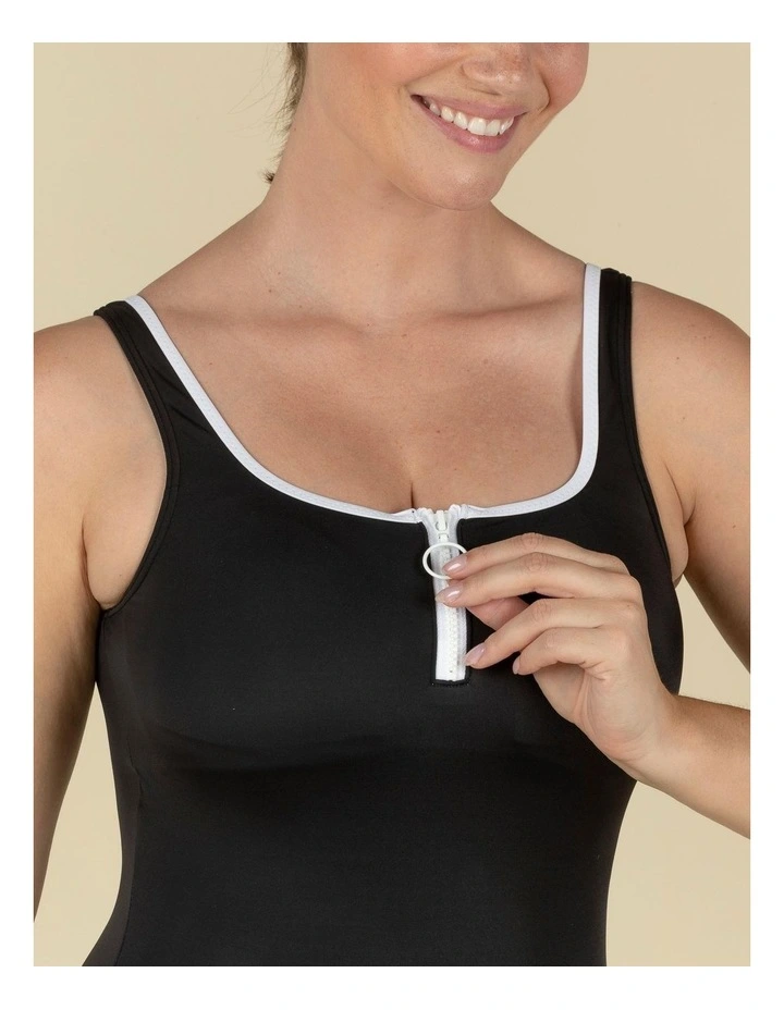 Decathlon | Women's 1-piece Heva swimsuit shorty zip black image 4