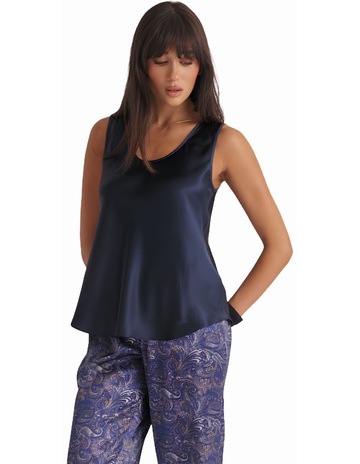 Navy colour