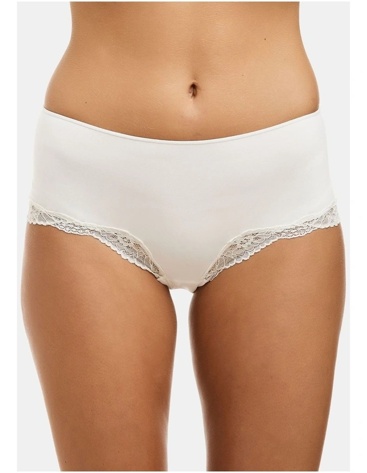 Classic Lace Brief in Ivory image 4