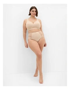 Bodycon Wireless Contour Bra in Latte