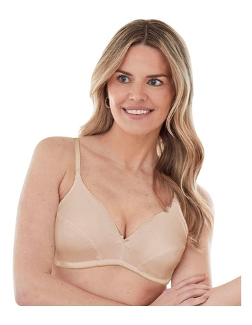 White/Nude colour