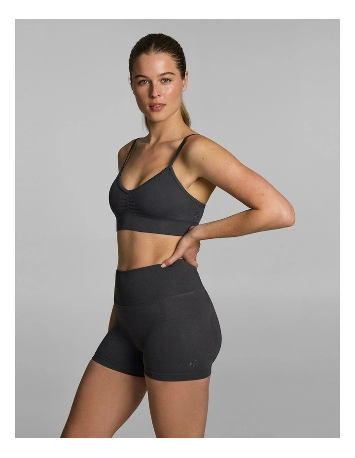 Seamless Low Support Sports Bra Fossil image 3