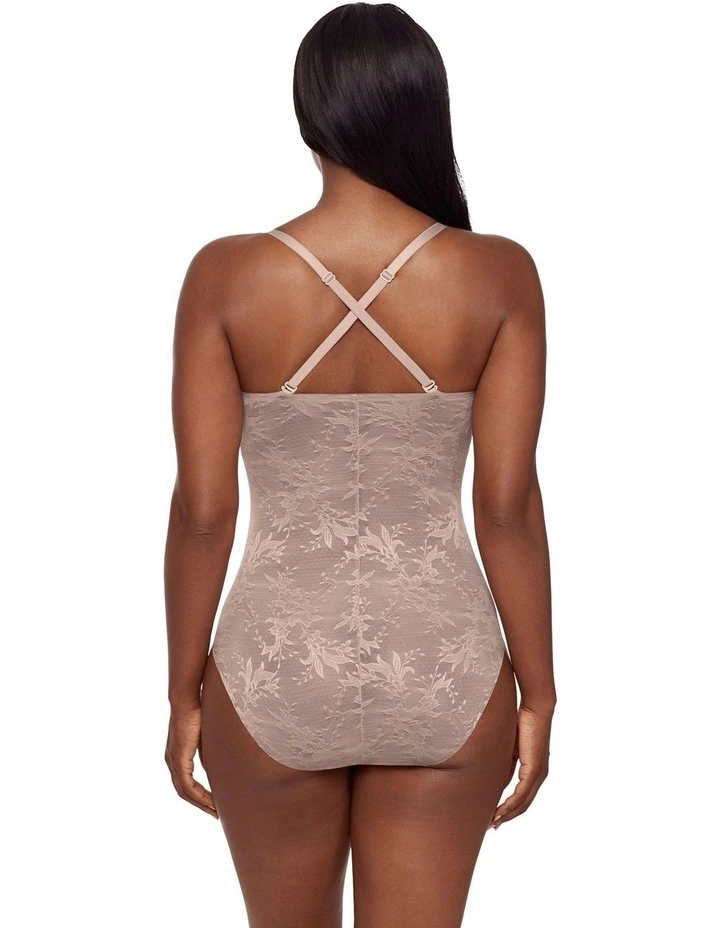 Modern Romance Wirefree Lace Shapewear Bodysuit image 4
