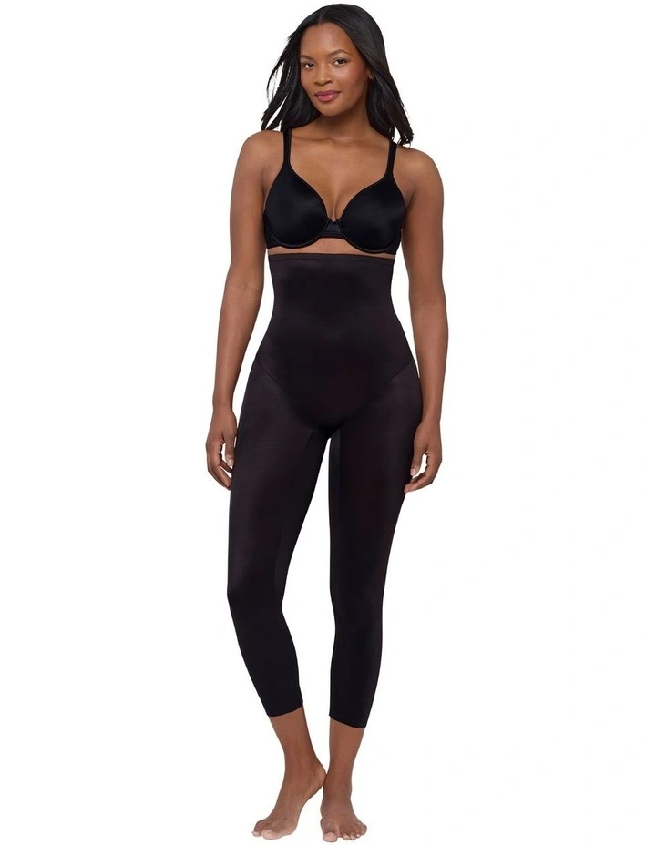 Show Stopper Ultra High-Waist Capri Shapewear Leggings image 5