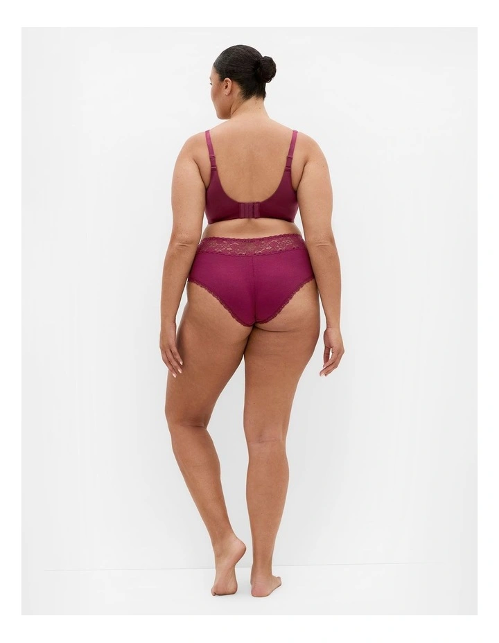Plus Size Smooth & Chic T-Shirt Bra in shiraz image 2