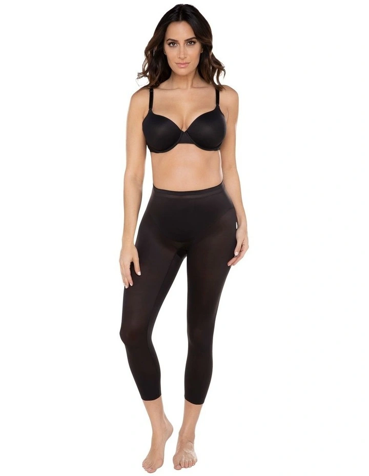 Flexible Fit Waistline Shaping Pantliner image 4