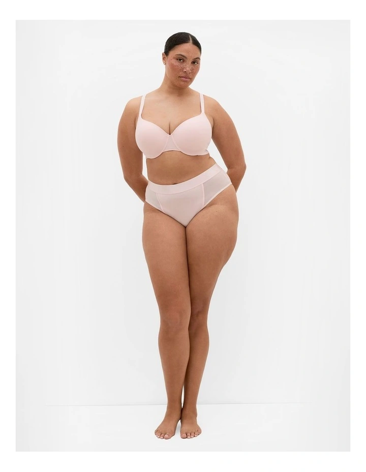 Plus Size Signature T-Shirt Bra  in pink icing image 1