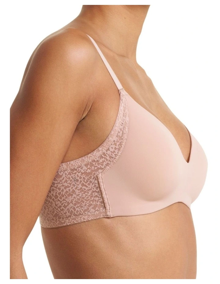 Pretty Smooth Padded Wirefree T-Shirt Bra With Lace image 4