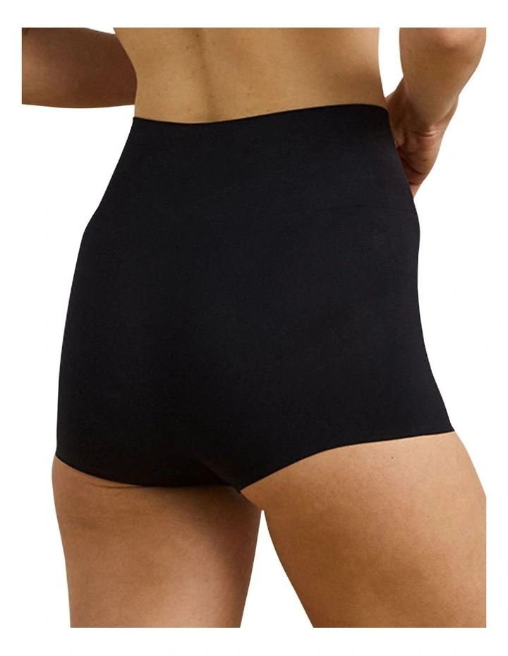 Luxe Smoothing Seamless High Waist Boyshort Underwear image 2