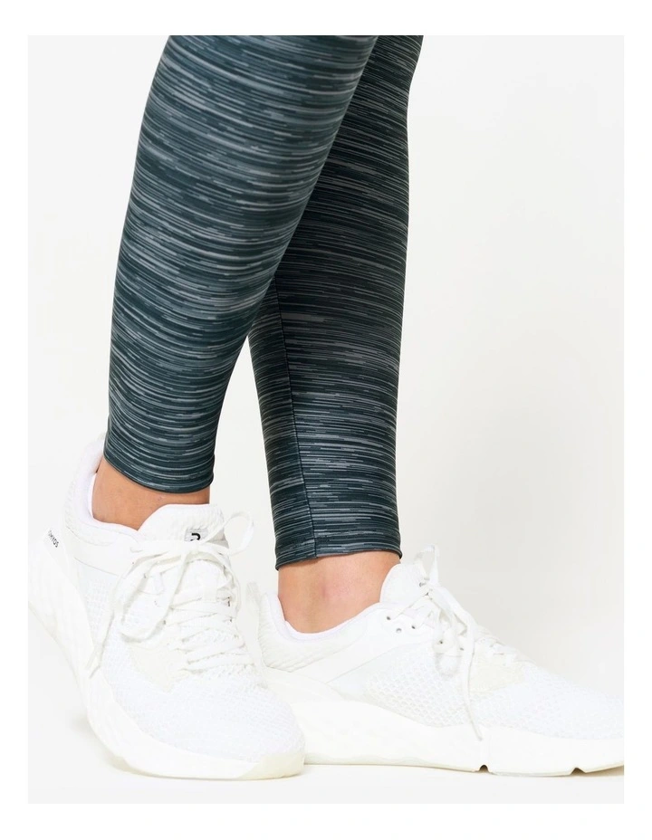High-Waisted Fitness Leggings in Mottled Grey image 4