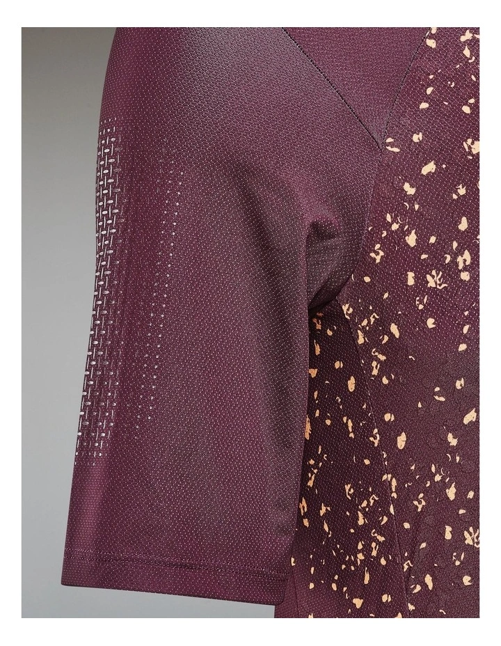 ST 500 Short-Sleeved Mountain Bike Jersey Top in Burgundy image 6