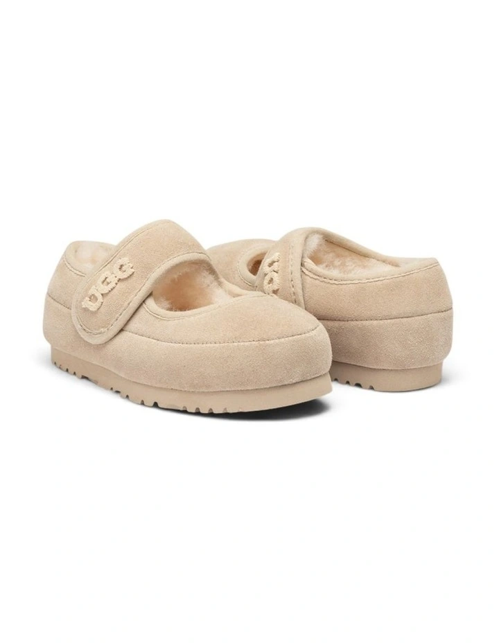 UGG Logo Kids Mary Jane in Beige image 2