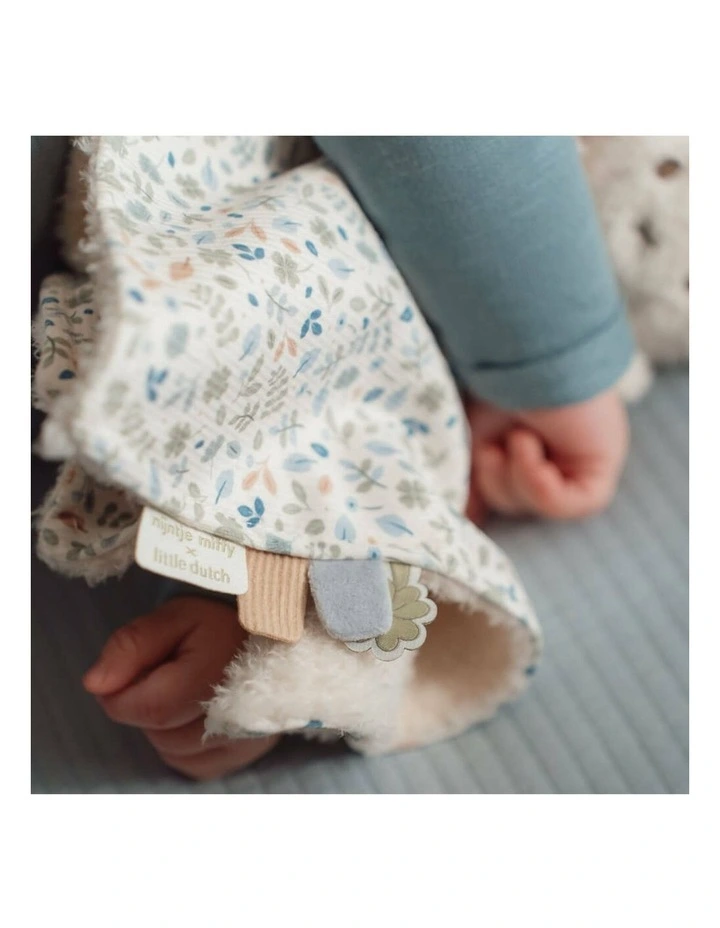 Lucky Leaves Cuddle Cloth Soft Toy image 6