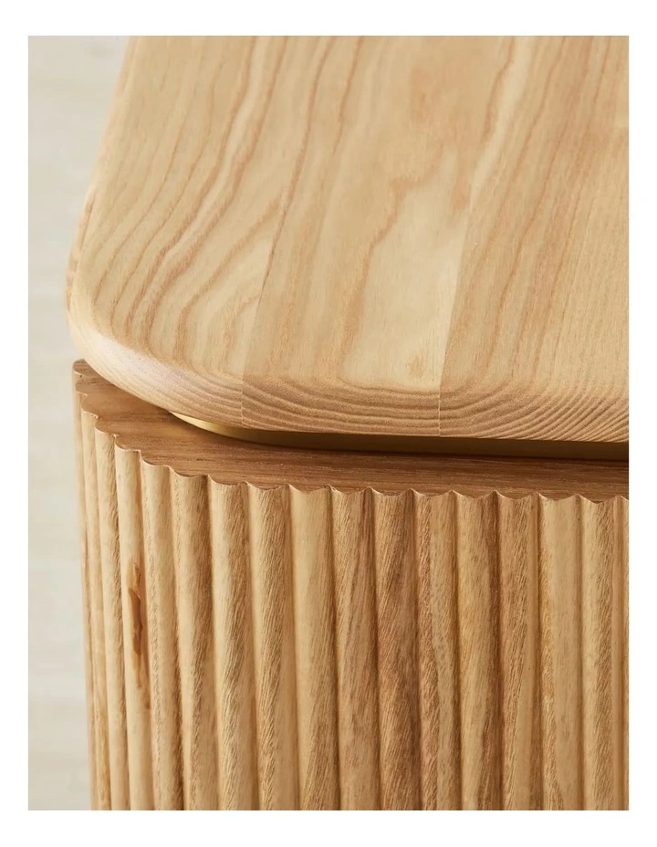 San Pierre Kids Light Brown Ash Veneer Bedside Table image 2