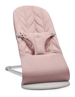 Bouncer Bliss - Woven, Petal quilt, Dusty pink