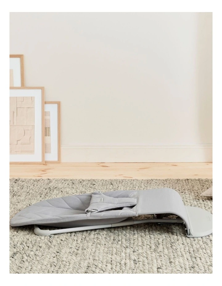 Bouncer Bliss - Woven, Petal quilt, Light gray image 3
