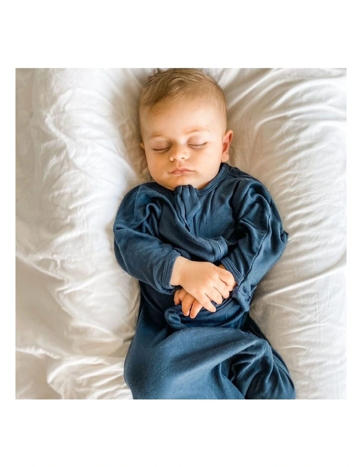 All-In-One Swaddlebag Breathable Bamboo Tog in Navy 3-9m image 4