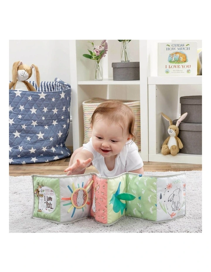 Guess How Much I Love You - Unfold & Discover Activity Toy, Birth image 6