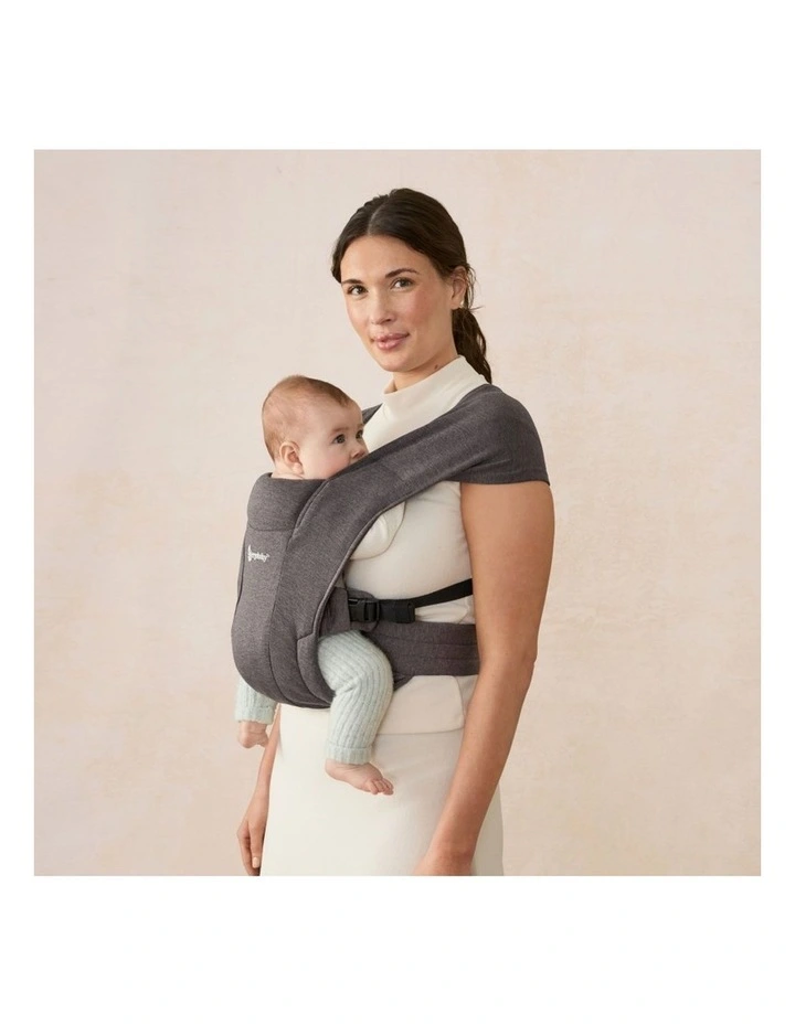 Embrace Newborn Carrier - Heather Grey image 4