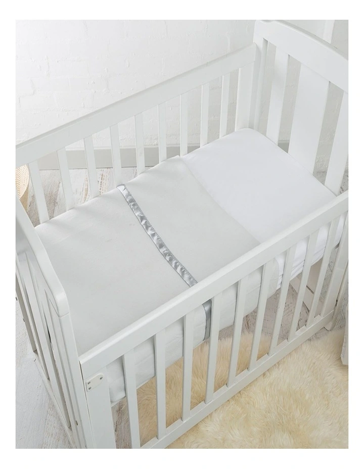 Sweet Dreams Cot Cotton Fleece Blanket Grey image 2