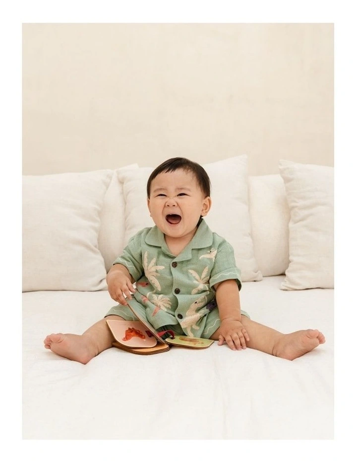 Montessori by Eichhorn Picture Book image 4
