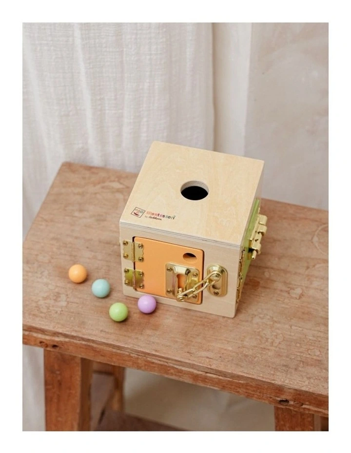 Montessori by Eichhorn Lock Cube image 4